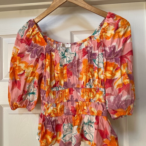 Wayf Tops - WAYF Floral Multicolor Women's Top XS